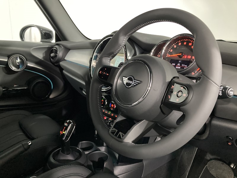 2022 (72) MINI HATCHBACK 2.0 Cooper S Exclusive Premium 3dr Auto 5727995