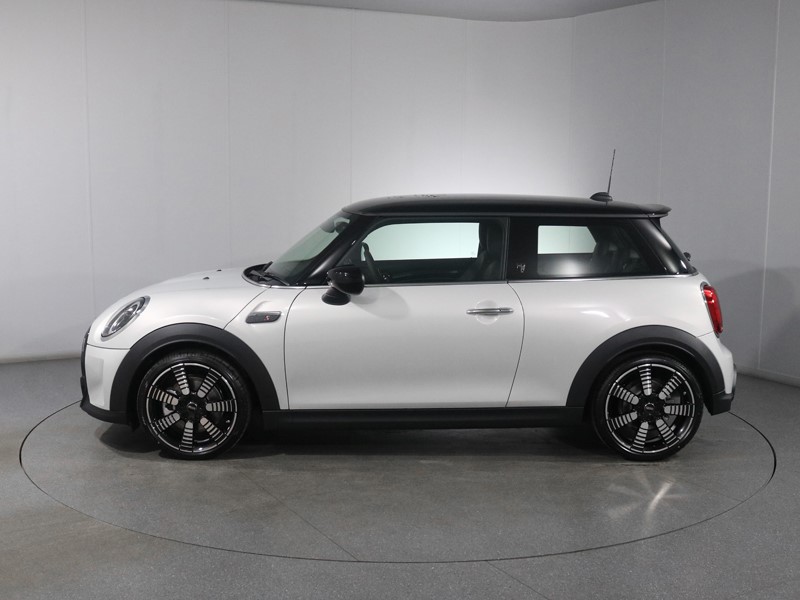 2022 (72) MINI HATCHBACK 2.0 Cooper S Exclusive Premium 3dr Auto 5728034