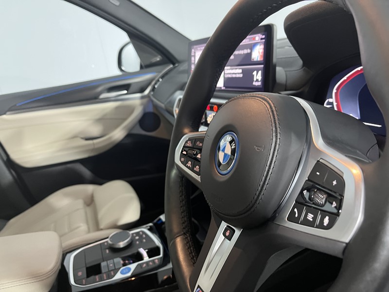2023 (73) BMW iX3 210kW M Sport Pro 80kWh 5dr Auto 5718574