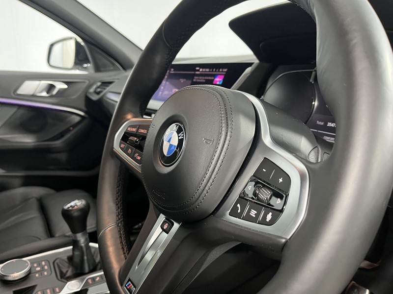 2020 (70) BMW 1 SERIES 118i M Sport 5dr 5723053