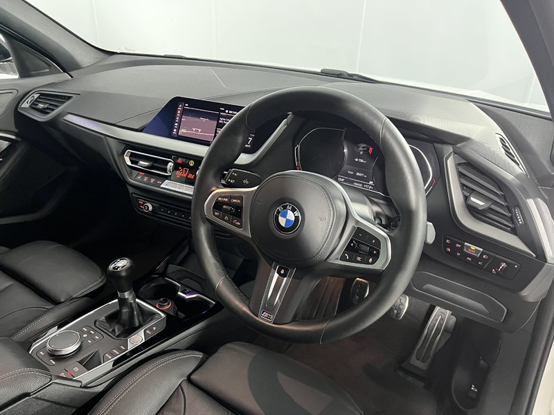 2020 (70) BMW 1 SERIES 118i M Sport 5dr 5723037