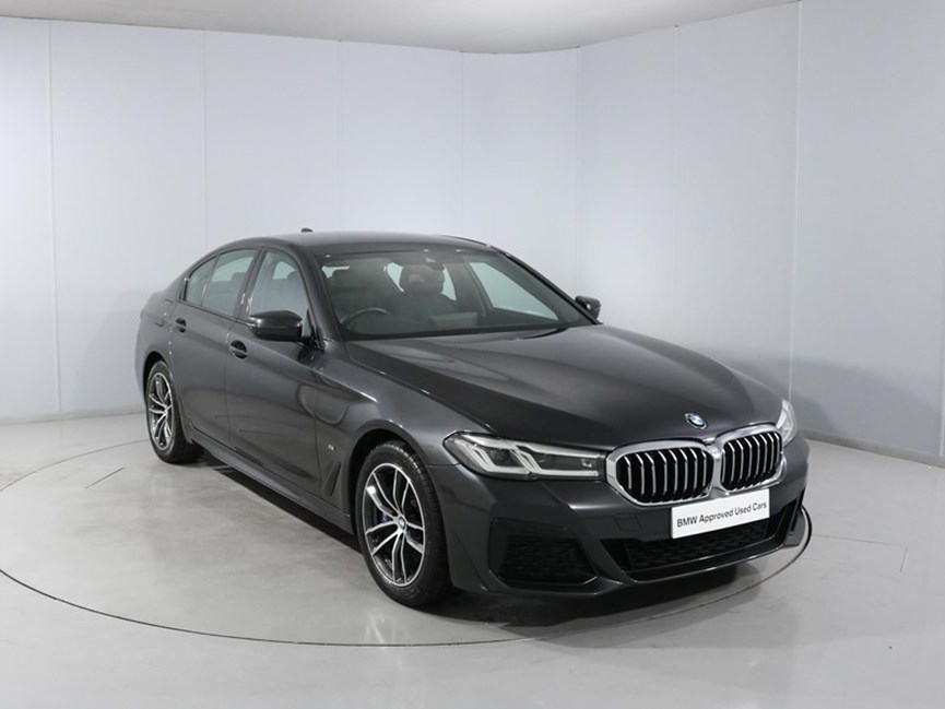 2021 (21) BMW 5 SERIES 530e xDrive M Sport 4dr Auto