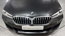 2021 (21) BMW 5 SERIES 530e xDrive M Sport 4dr Auto 5722417