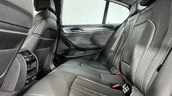 2021 (21) BMW 5 SERIES 530e xDrive M Sport 4dr Auto 5722411