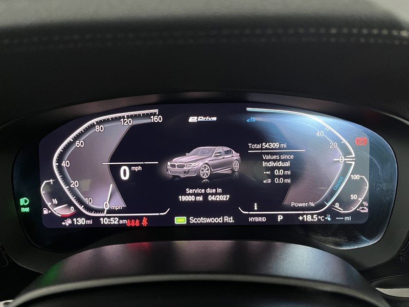 2021 (21) BMW 5 SERIES 530e xDrive M Sport 4dr Auto 5722382
