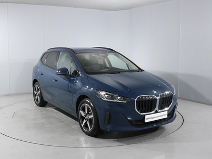 2025 (75) BMW 2 SERIES 220i MHT Sport 5dr DCT