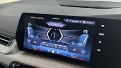 2025 (75) BMW 2 SERIES 220i MHT Sport 5dr DCT 5727905
