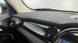 2023 (73) MINI HATCHBACK 1.5 Cooper Classic Premium 5dr Auto 5731992