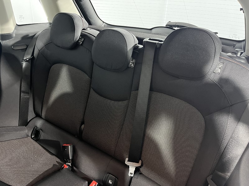 2023 (73) MINI HATCHBACK 1.5 Cooper Classic Premium 5dr Auto 5731979