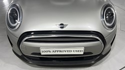 2023 (73) MINI HATCHBACK 1.5 Cooper Classic Premium 5dr Auto 5732005