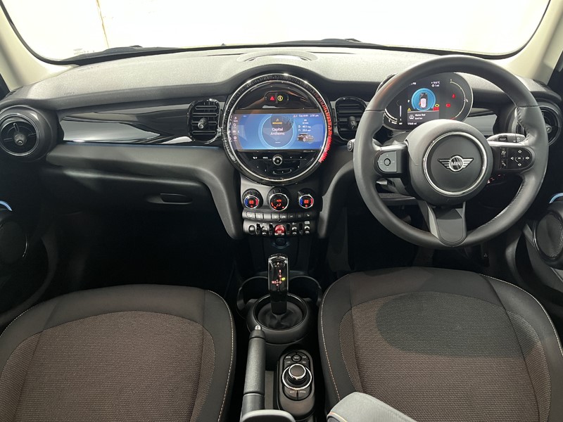 2023 (73) MINI HATCHBACK 1.5 Cooper Classic Premium 5dr Auto 5731971