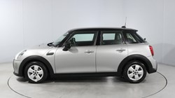 2023 (73) MINI HATCHBACK 1.5 Cooper Classic Premium 5dr Auto 5732011