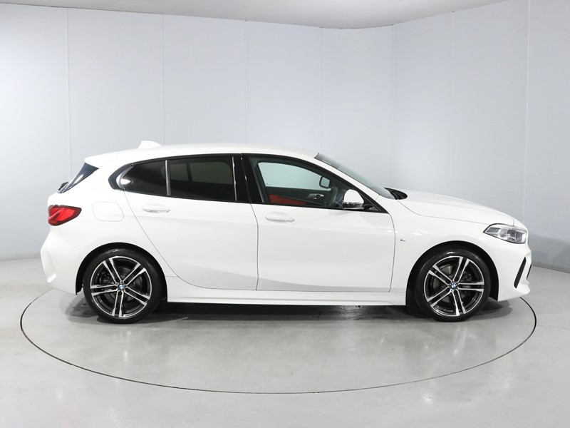 2020 (20) BMW 1 SERIES 118i M Sport 5dr Step Auto 5736975