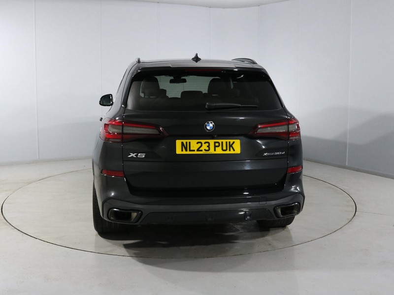 2023 (23) BMW X5 xDrive30d MHT M Sport 5dr Auto 5724092