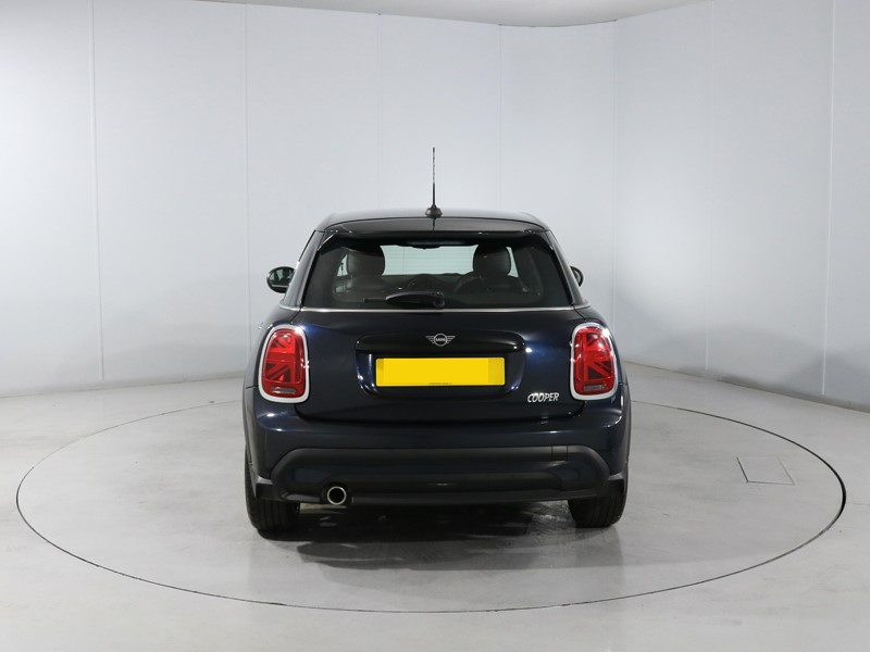 2022 (22) MINI HATCHBACK 1.5 Cooper Exclusive 5dr 5736942