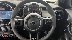 2022 (22) MINI HATCHBACK 1.5 Cooper Exclusive 5dr 5736932