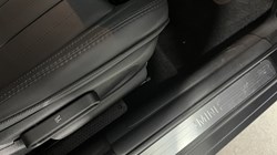 2022 (22) MINI HATCHBACK 1.5 Cooper Exclusive 5dr 5736945