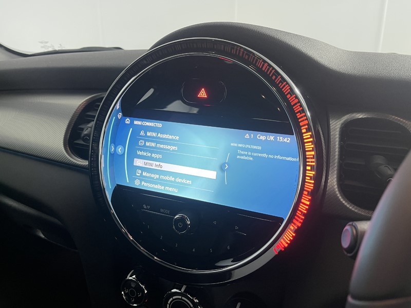2022 (22) MINI HATCHBACK 1.5 Cooper Exclusive 5dr 5736954