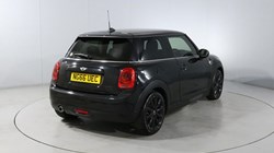 2016 (66) MINI HATCHBACK 1.5 Cooper 3dr Auto 5765139