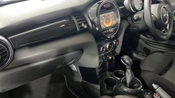 2016 (66) MINI HATCHBACK 1.5 Cooper 3dr Auto 5765106