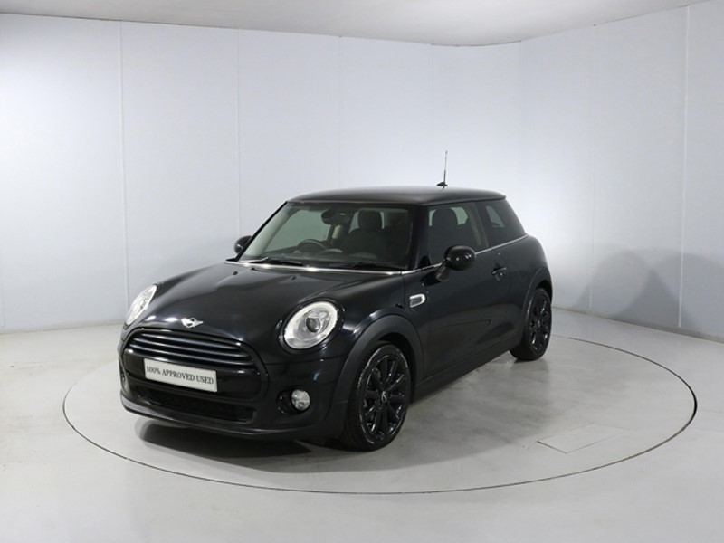 2016 (66) MINI HATCHBACK 1.5 Cooper 3dr Auto 5765138