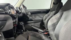 2016 (66) MINI HATCHBACK 1.5 Cooper 3dr Auto 5765133