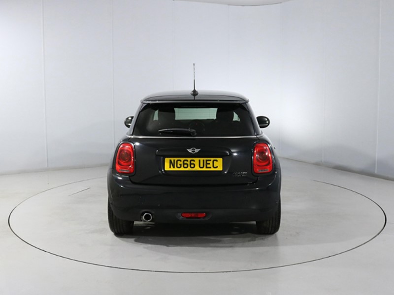 2016 (66) MINI HATCHBACK 1.5 Cooper 3dr Auto 5765114