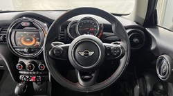 2016 (66) MINI HATCHBACK 1.5 Cooper 3dr Auto 5765104