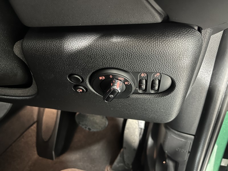2023 (73) MINI HATCHBACK 1.5 Cooper Classic 3dr Auto 5746981