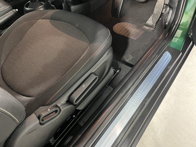 2023 (73) MINI HATCHBACK 1.5 Cooper Classic 3dr Auto 5746979
