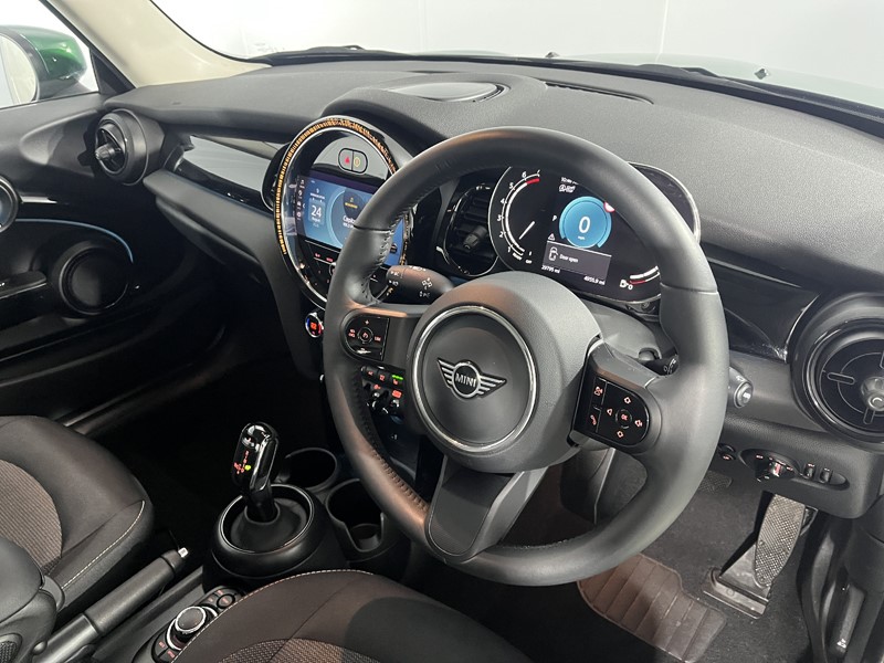 2023 (73) MINI HATCHBACK 1.5 Cooper Classic 3dr Auto 5746967