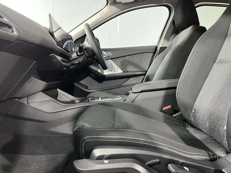 2025 (75) BMW 1 SERIES 120 Sport 5dr Step Auto 5878180