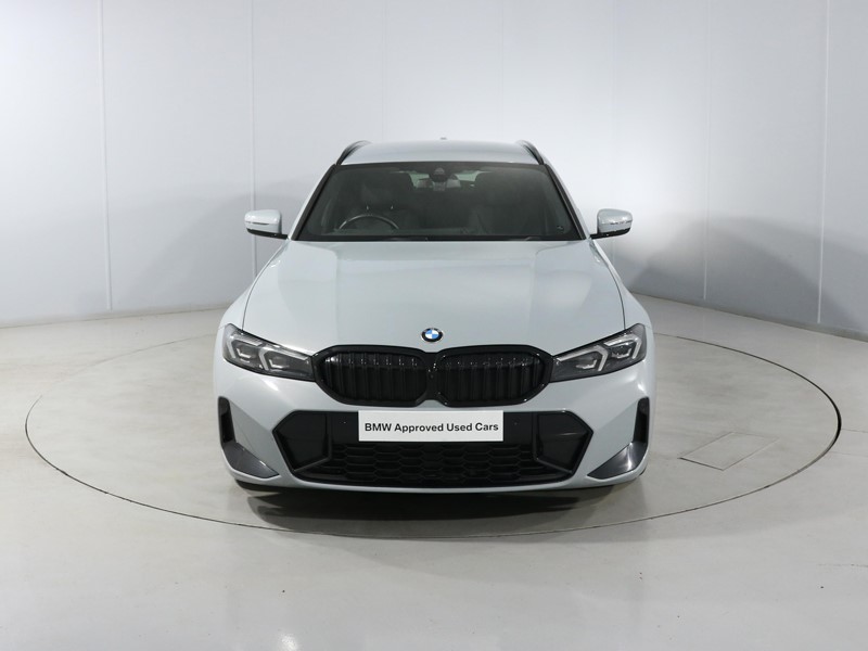 2025 (25) BMW 3 SERIES 320i M Sport 5dr Step Auto 5872578