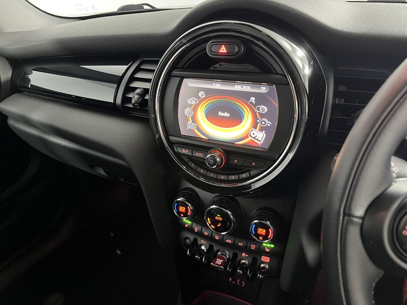 2018 (18) MINI CONVERTIBLE 1.5 Cooper 2dr 5769263