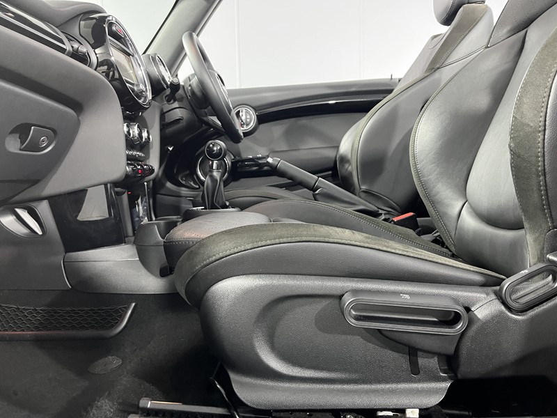 2018 (18) MINI CONVERTIBLE 1.5 Cooper 2dr 5769288