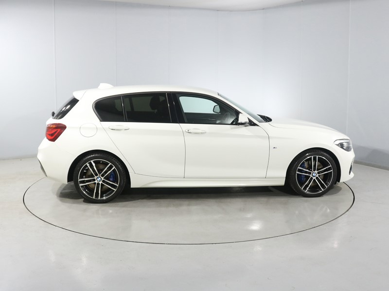2019 (19) BMW 1 SERIES 118i [1.5] M Sport Shadow Edition 5dr 5769070