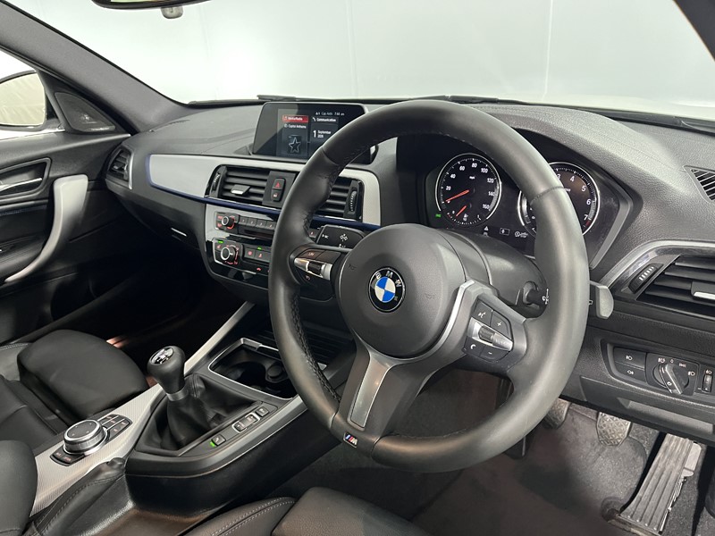 2019 (19) BMW 1 SERIES 118i [1.5] M Sport Shadow Edition 5dr 5769073