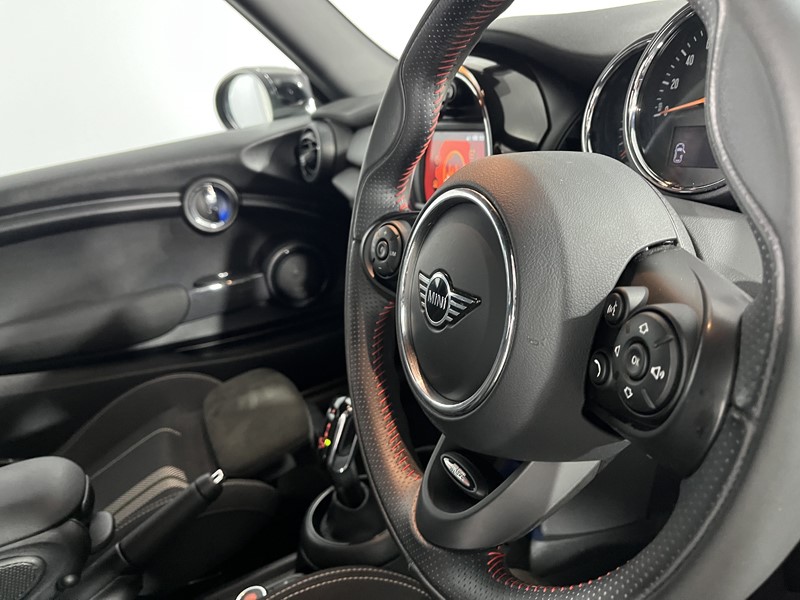 2021 (21) MINI HATCHBACK 1.5 Cooper Sport II 3dr Auto 5769235