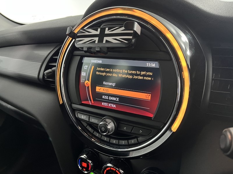 2021 (21) MINI HATCHBACK 1.5 Cooper Sport II 3dr Auto 5769240
