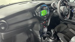 2021 (21) MINI HATCHBACK 1.5 Cooper Sport II 3dr Auto 5769221
