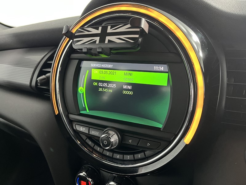 2021 (21) MINI HATCHBACK 1.5 Cooper Sport II 3dr Auto 5769242