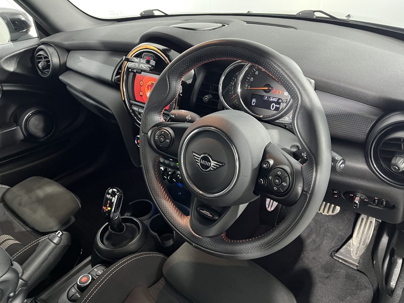 2021 (21) MINI HATCHBACK 1.5 Cooper Sport II 3dr Auto 5769220