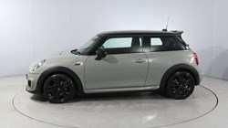 2021 (21) MINI HATCHBACK 1.5 Cooper Sport II 3dr Auto 5769255