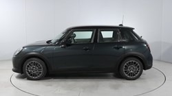 2025 (75) MINI COOPER 1.5 C Exclusive 5dr Auto 5793169