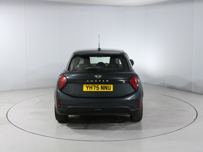 2025 (75) MINI COOPER 1.5 C Exclusive 5dr Auto 5793140