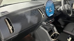 2025 (75) MINI COUNTRYMAN 1.5 C Classic 5dr Auto 5769415