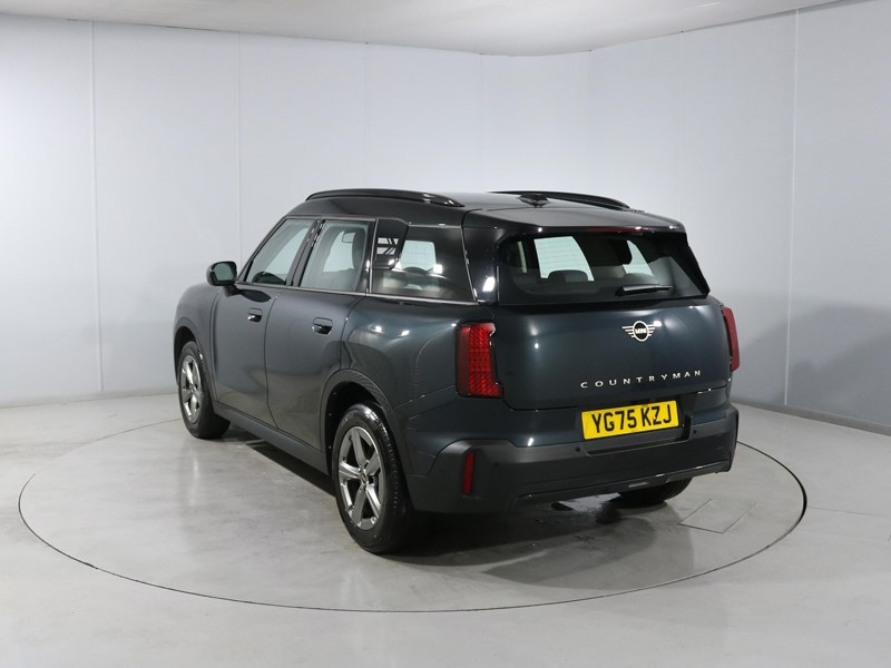 2025 (75) MINI COUNTRYMAN 1.5 C Classic 5dr Auto 1