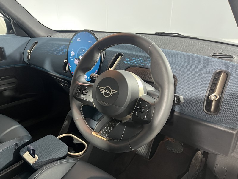 2025 (75) MINI COUNTRYMAN 1.5 C Exclusive 5dr Auto 5786211