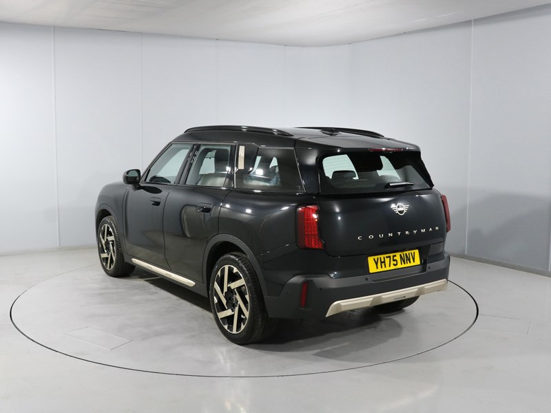 2025 (75) MINI COUNTRYMAN 1.5 C Exclusive 5dr Auto 1