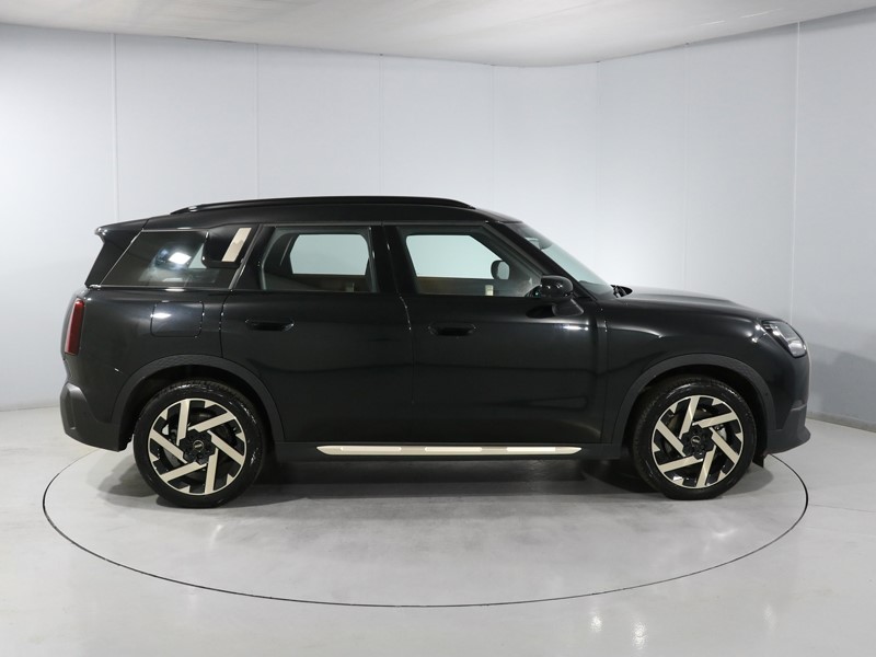 2025 (75) MINI COUNTRYMAN 1.5 C Exclusive 5dr Auto 5803111